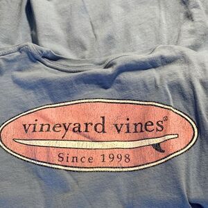 Surfboard motif boys girls women’s XL long sleeve,vineyard vines, surfboard logo